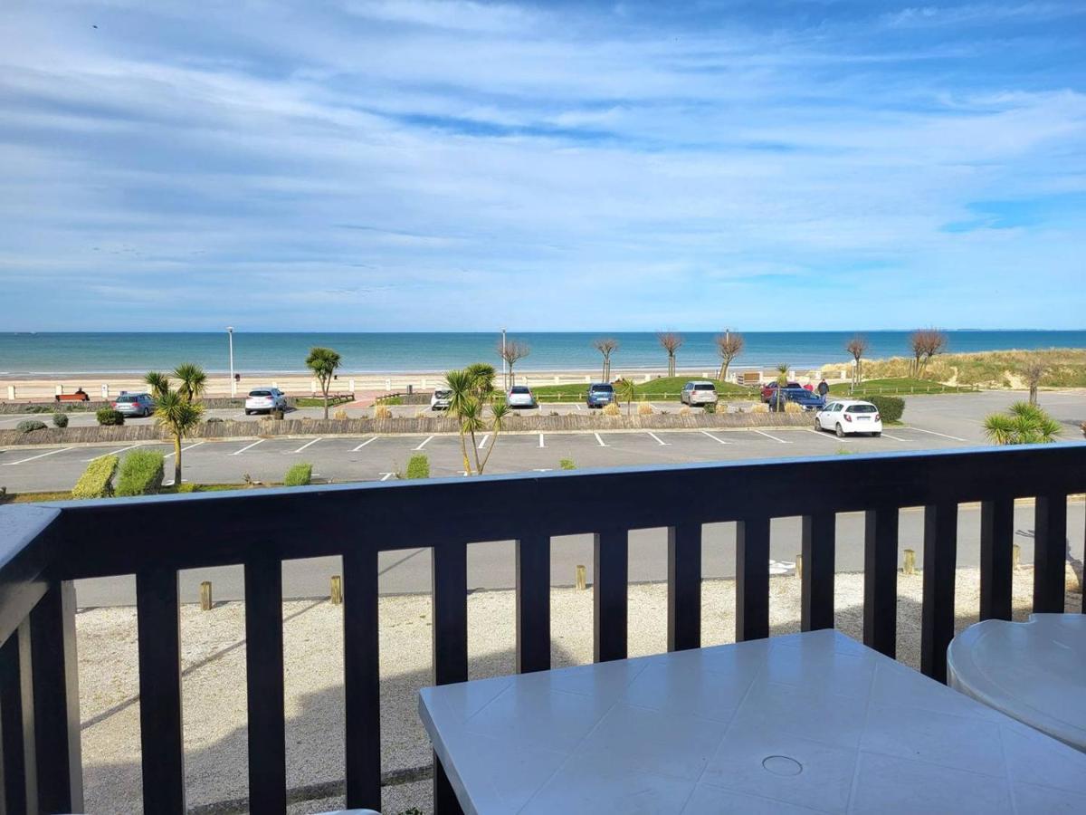 Appartement Familial Centre Ville Avec Parking Et Animaux Permis - Fr-1-465-90 Merville-Franceville-Plage Esterno foto